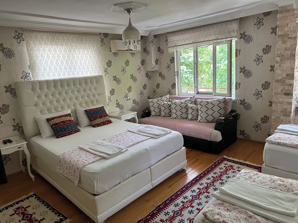 Family Oda (King Room)