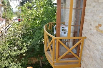 Sinter Terasse House Hotel