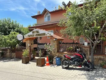 Sinter Terasse House Hotel