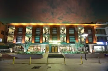 The Elegant Hotel