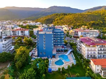 Green Gold Hotel