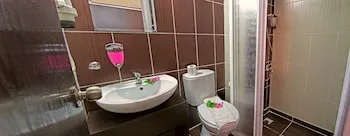Green Gold Hotel