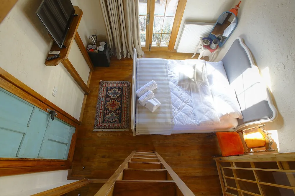 Design Oda, Birden Çok Yatak, Sigara İçilmez