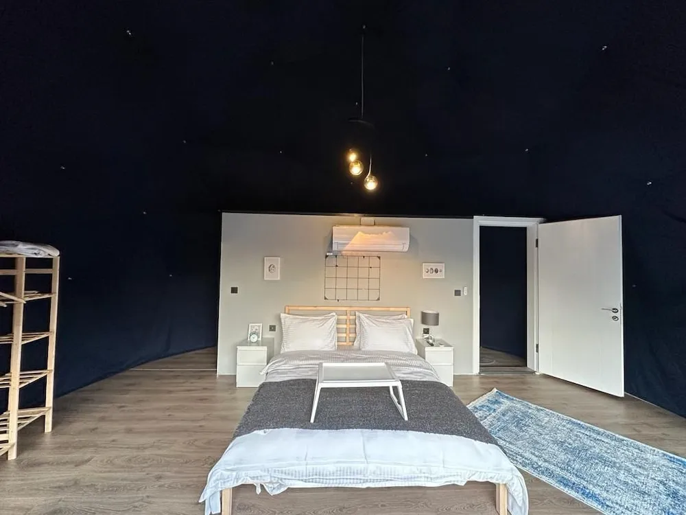 ROXY 4