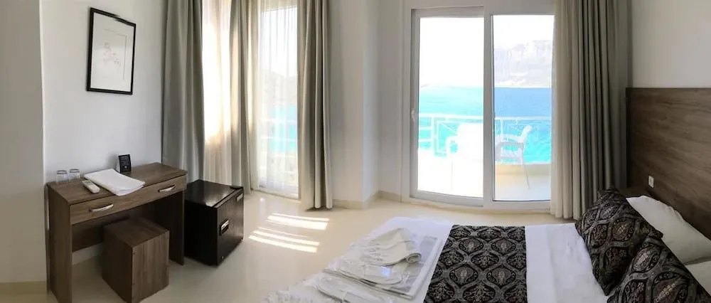 Panoramic Tek Büyük veya İki Ayrı Yataklı Oda, Deniz Manzaralı