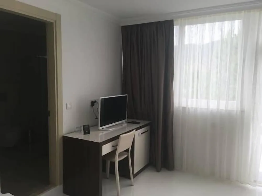 Deluxe Oda, Kısmi Deniz Manzaralı