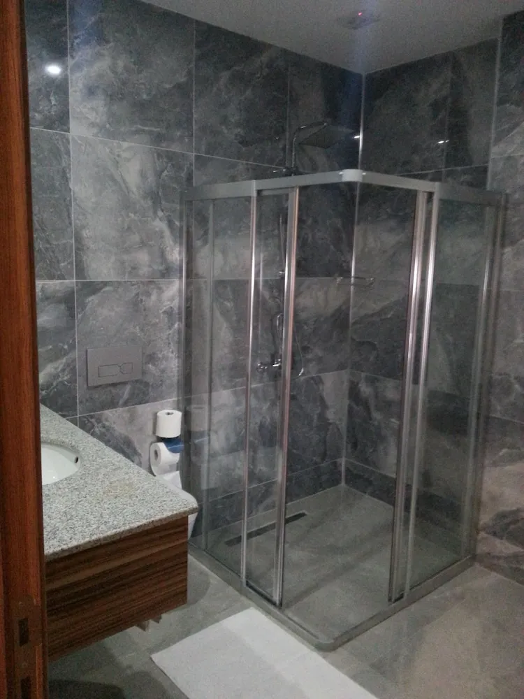 Tek Büyük Yataklı Oda, Sigara İçilebilir, Şehir Manzaralı