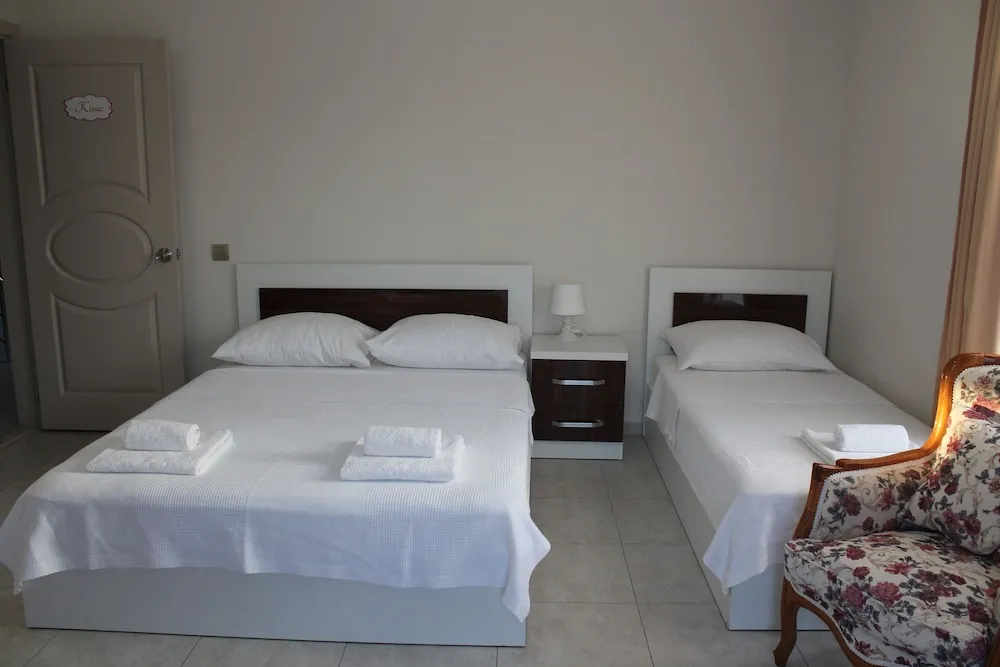 Standard Üç Kişilik Oda