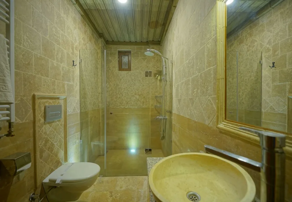 Standard Tek Büyük Yataklı Oda