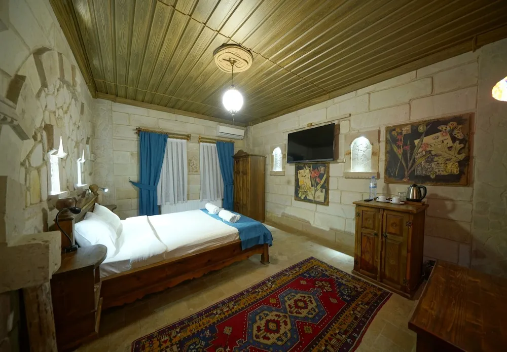 Standard Tek Büyük Yataklı Oda