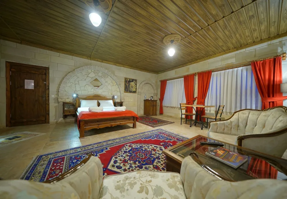 King Suite, Jetted Tub