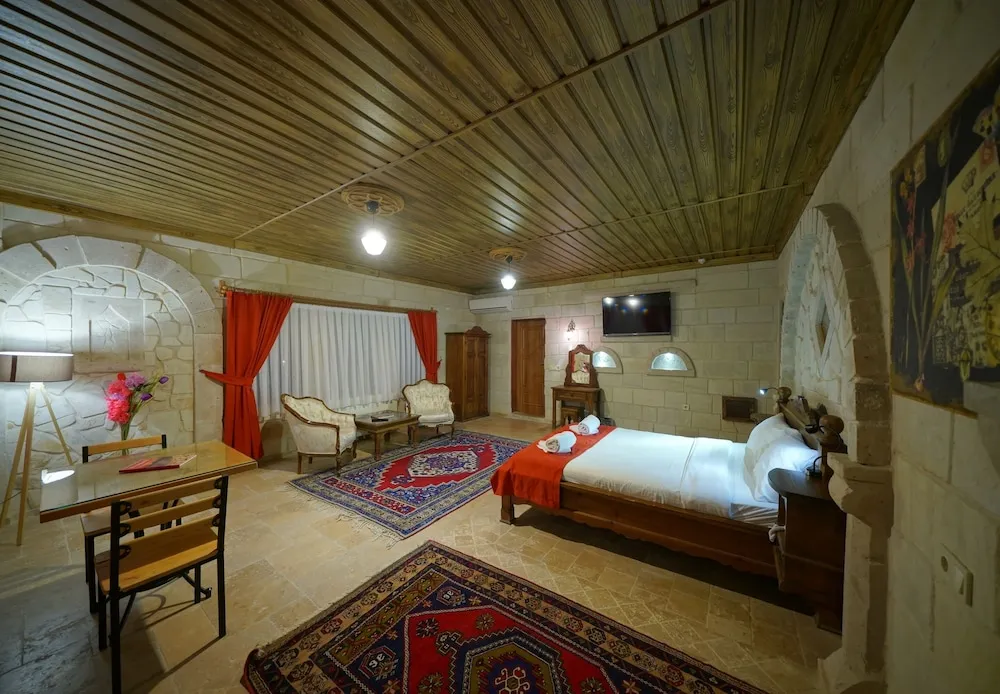 King Suite, Jetted Tub