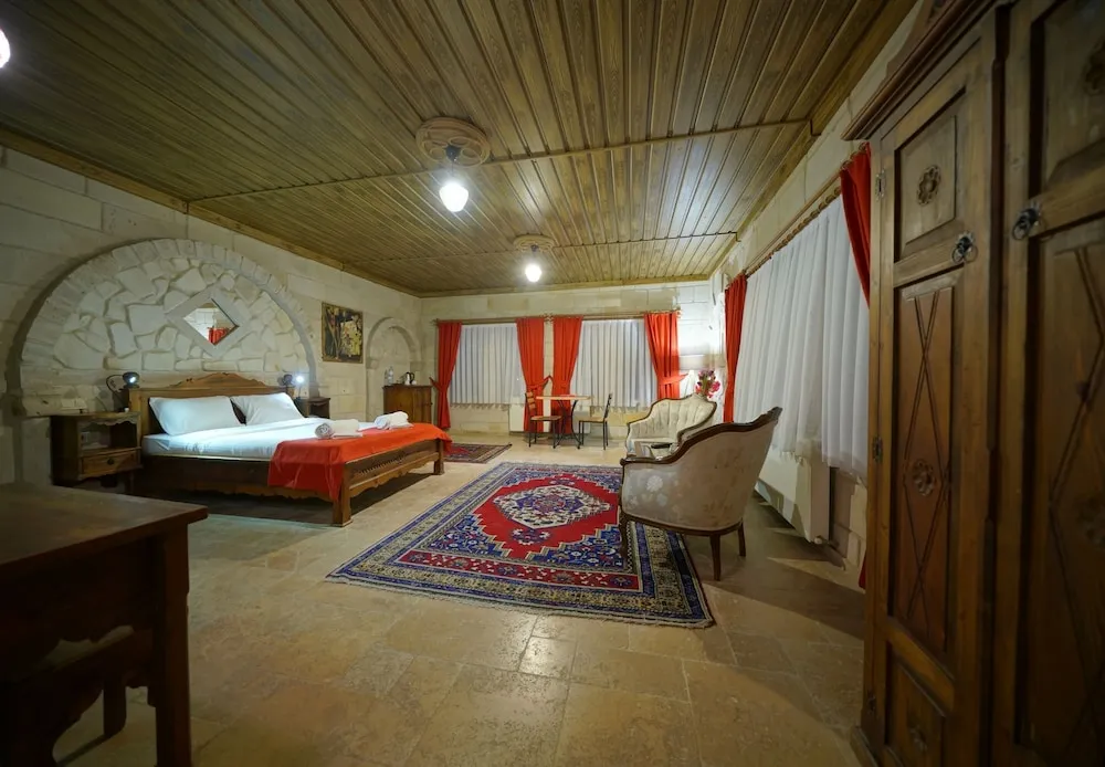 King Suite, Jetted Tub