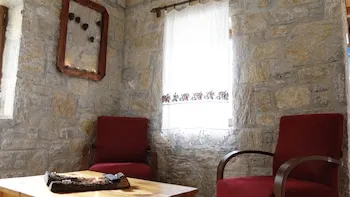 Kızılbük Ahşap Evleri