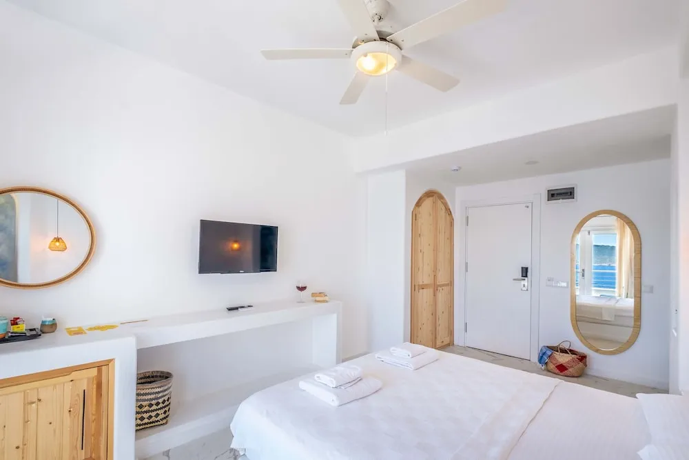 Comfort Room with Sea View