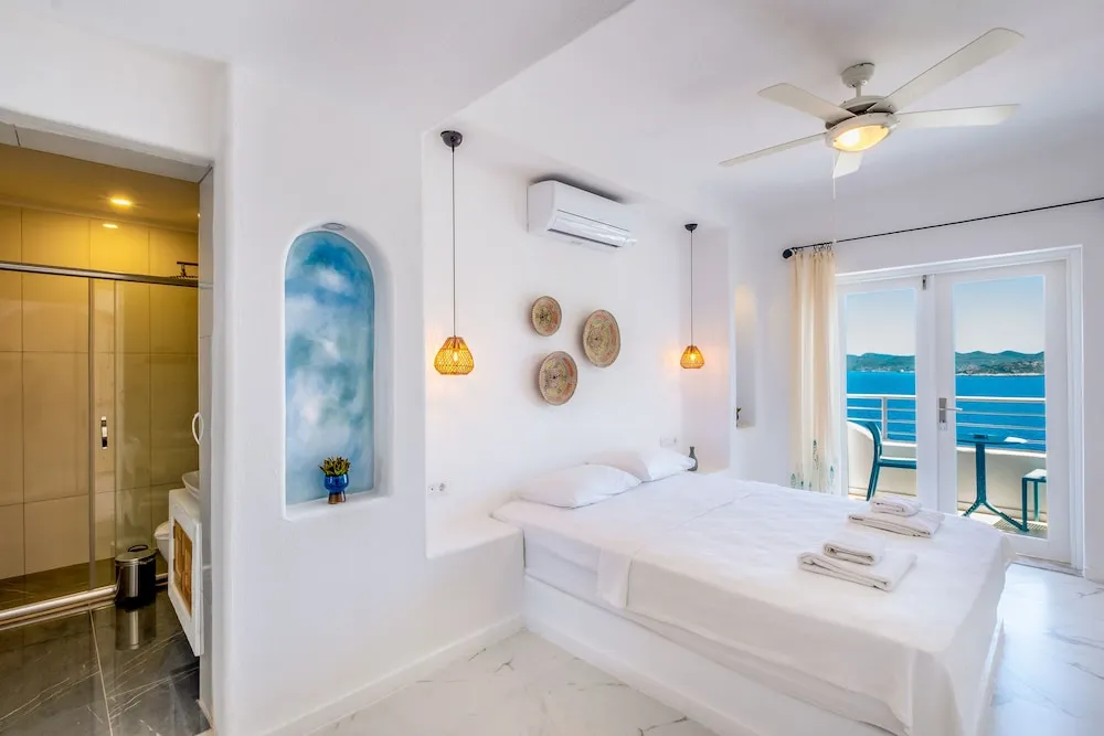 Comfort Room with Sea View
