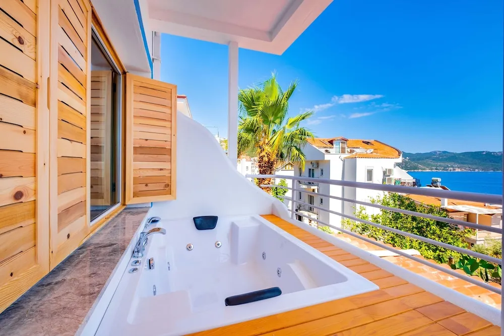 Premium Room with Sea View & Jacuzzi