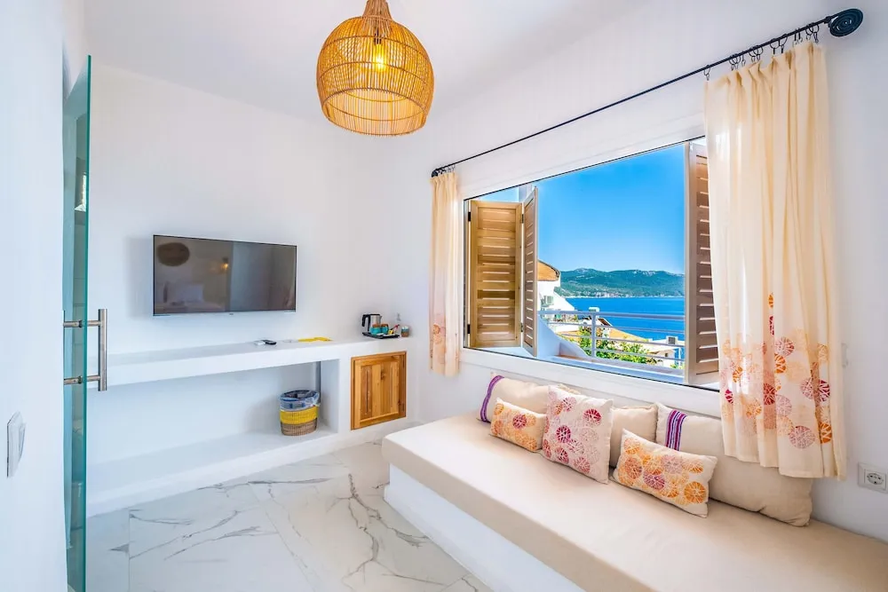 Premium Room with Sea View & Jacuzzi