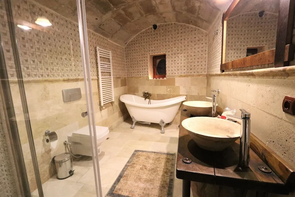 The Sultan Suite