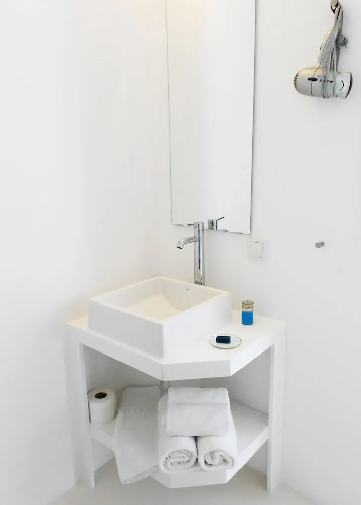 Comfort Oda, Balkon, Havuz Manzaralı