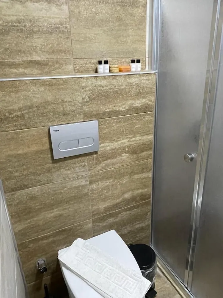 Superior Tek Büyük veya İki Ayrı Yataklı Oda, Bahçe Manzaralı