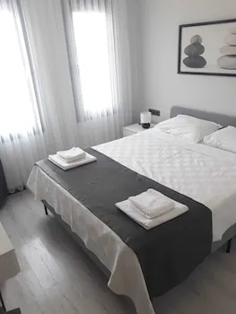Çiçek Apart Hotel