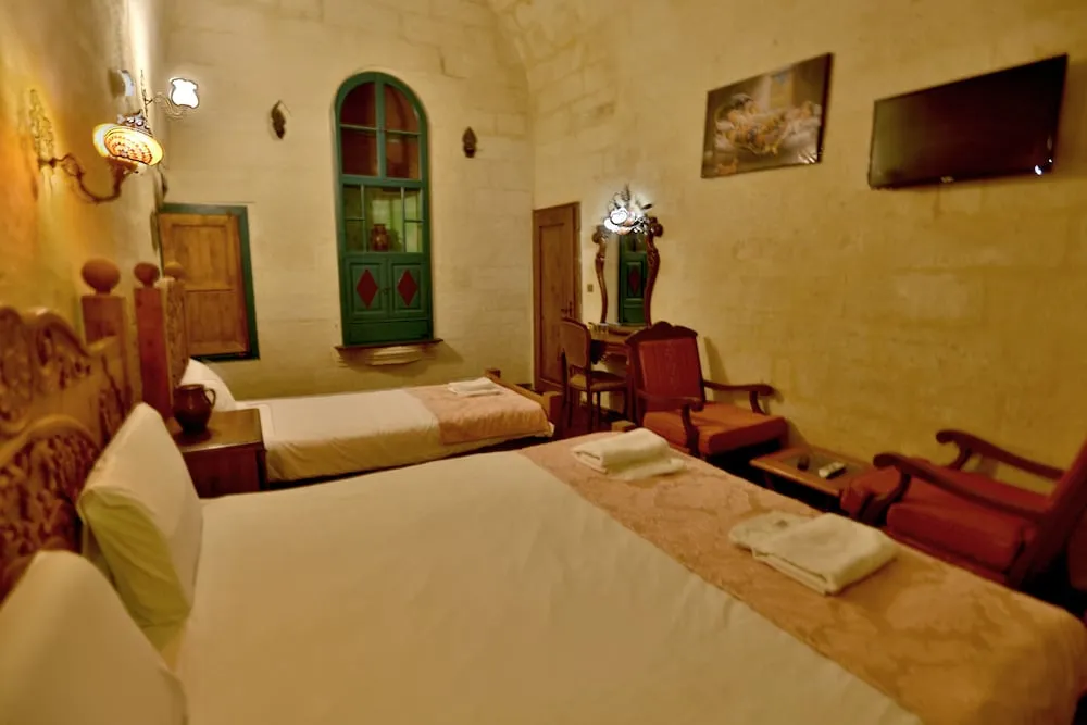 Deluxe Üç Kişilik Oda