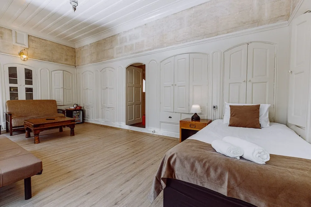 Comfort Dört Kişilik Oda, Balkon/Veranda, Bahçe Manzaralı