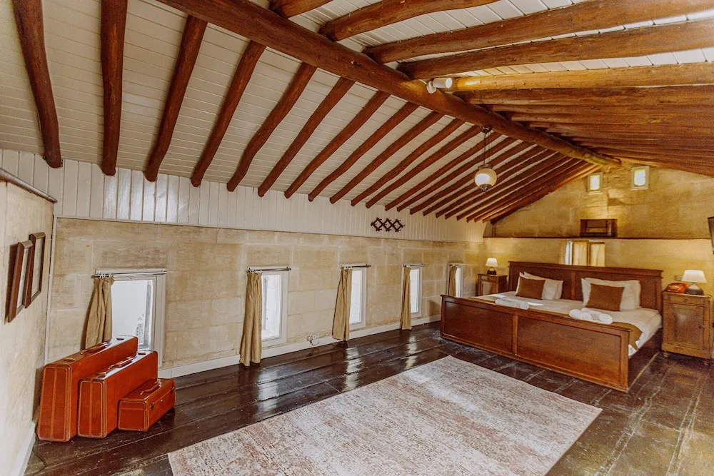Comfort Dört Kişilik Oda, Balkon/Veranda, Bahçe Manzaralı