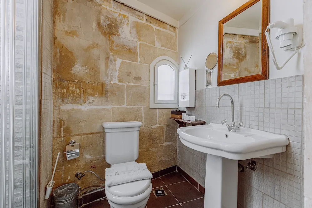 Comfort Dört Kişilik Oda, Balkon/Veranda, Bahçe Manzaralı