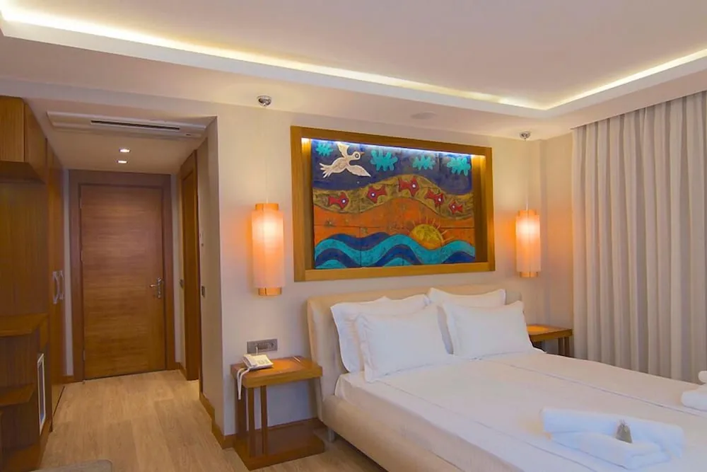 Deluxe Tek Büyük Yataklı Oda, Deniz Manzaralı
