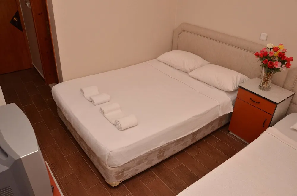 Standard Üç Kişilik Oda