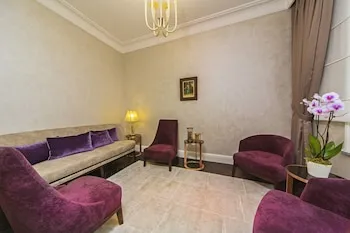 Meroddi Bagdatliyan Hotel
