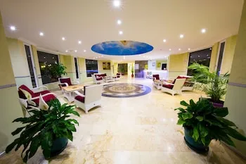 Royal Palm Beach Hotel