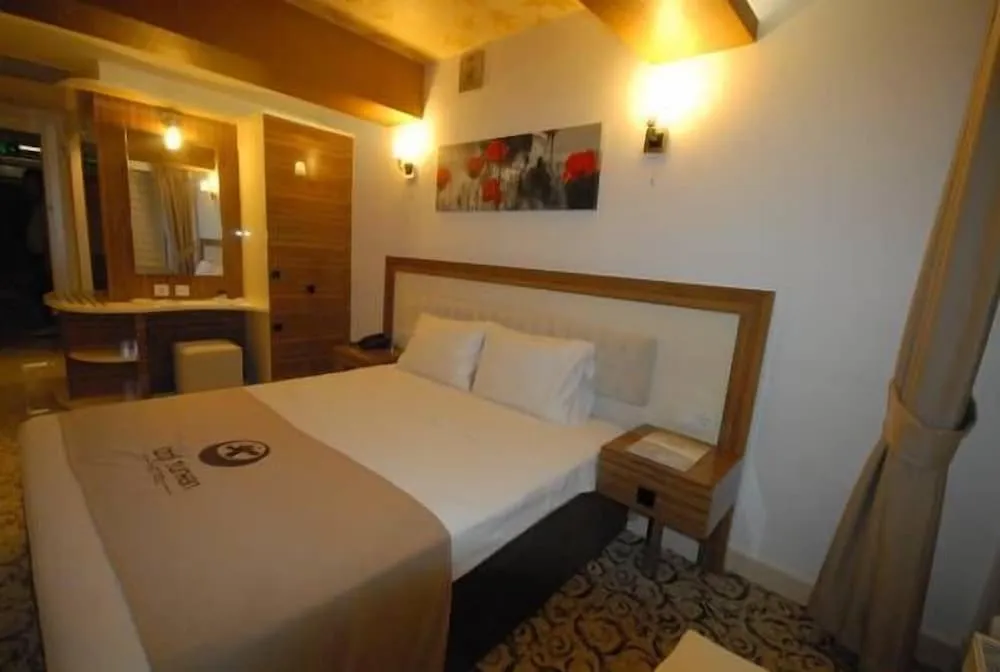 Standard Tek Kişilik Oda, Sigara İçilmez, Şehir Manzaralı