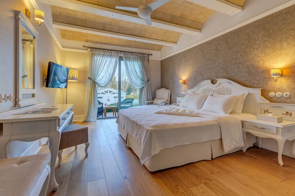 Deluxe Tek Büyük Yataklı Oda, Teras