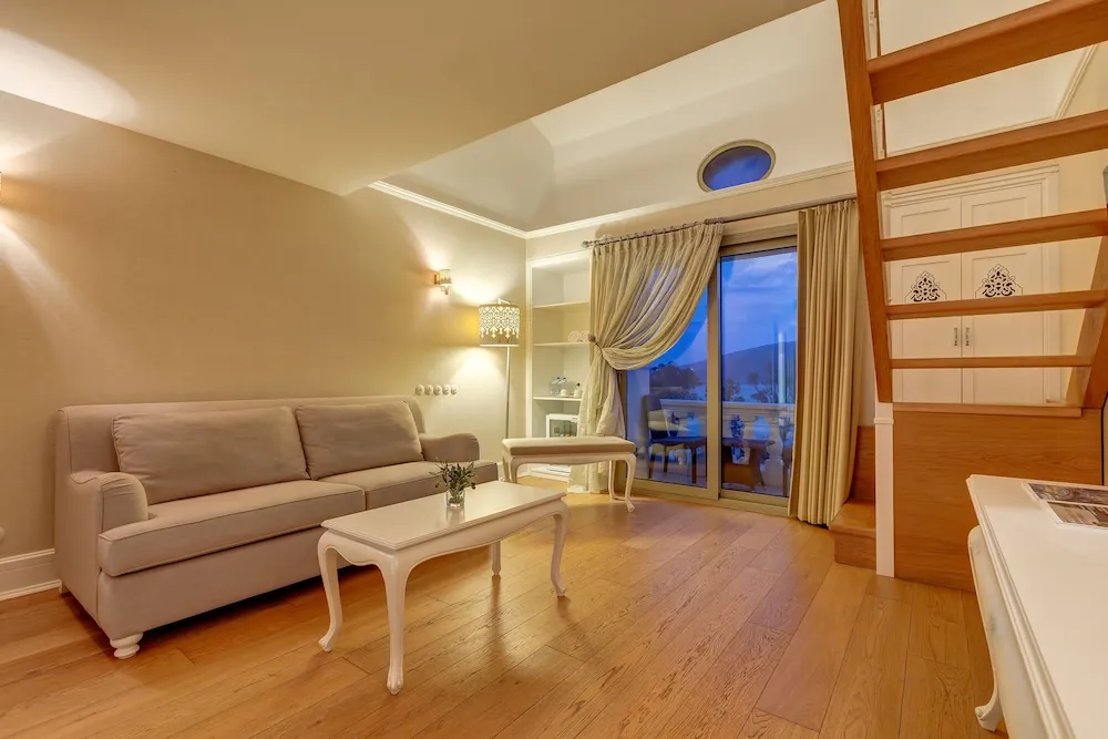 Comfort Tek Büyük Yataklı Oda