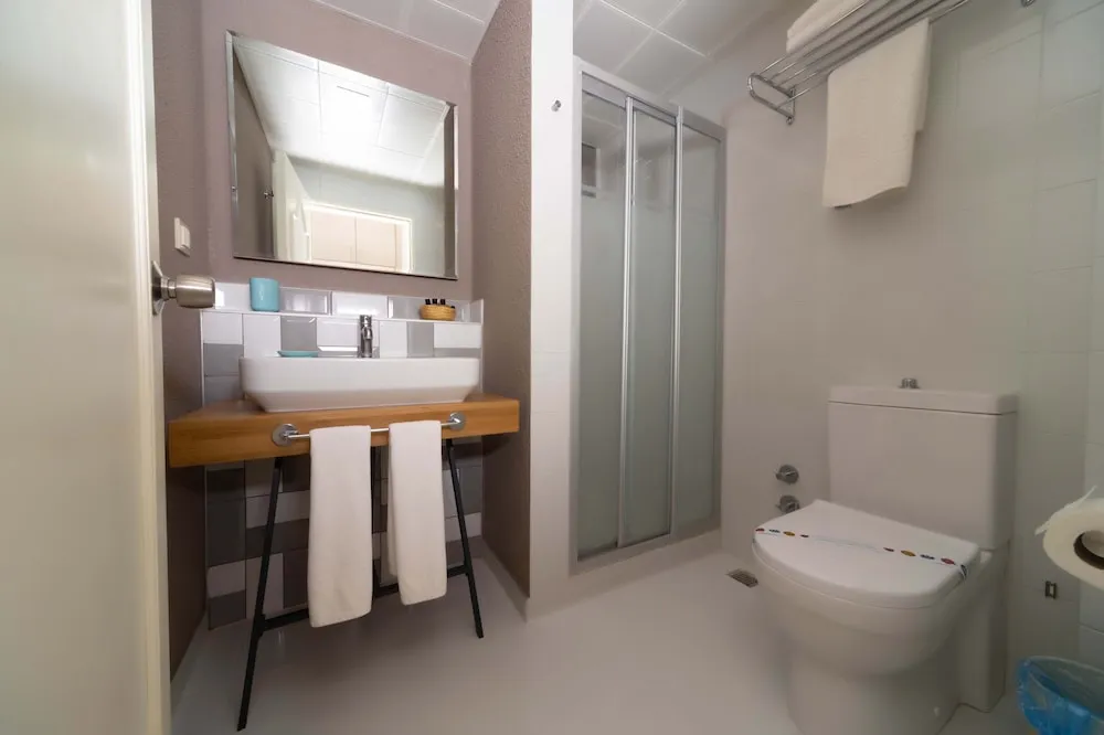 Economy İki Ayrı Yataklı Oda, Balkon