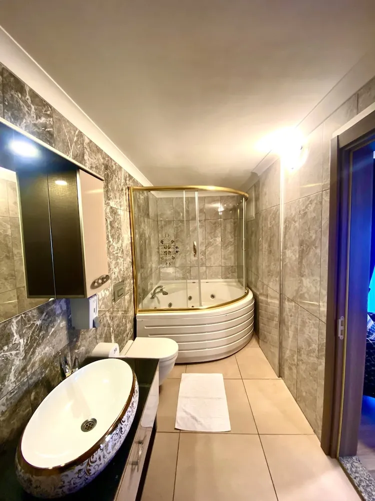 King Suite