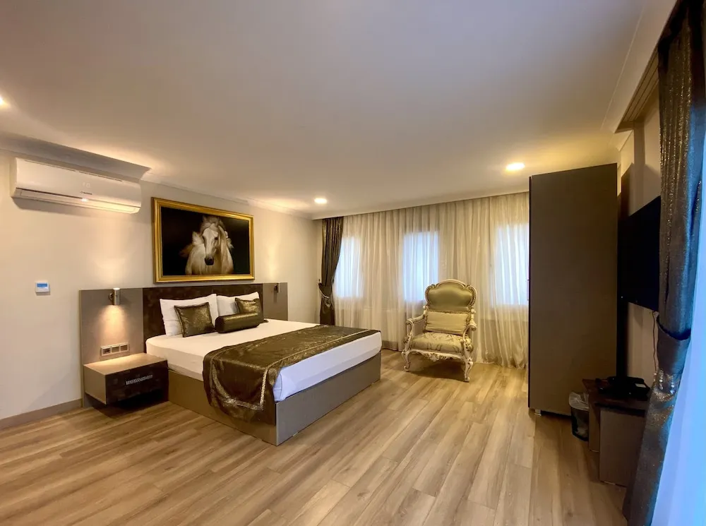 King Suite