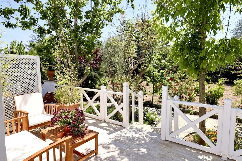 Deluxe Süit, Bahçe Manzaralı