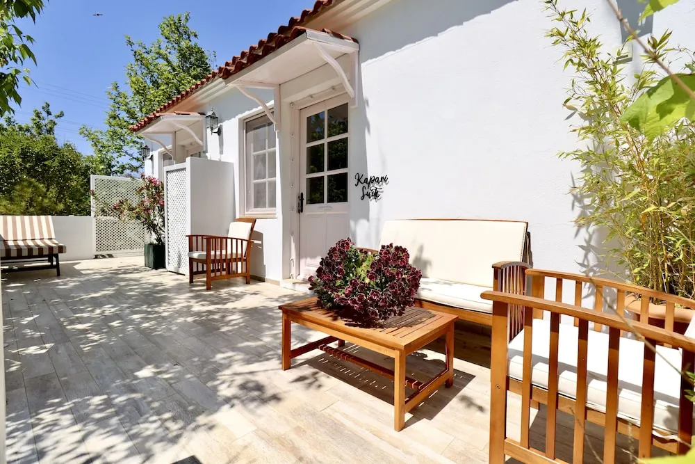 Deluxe Süit, Bahçe Manzaralı