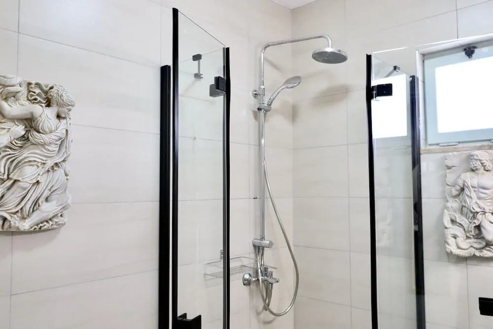 İki Ayrı Yataklı Oda, Bahçe Manzaralı