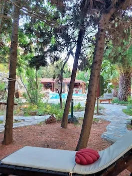 Kemerbağ 29 - Yetişkin Oteli