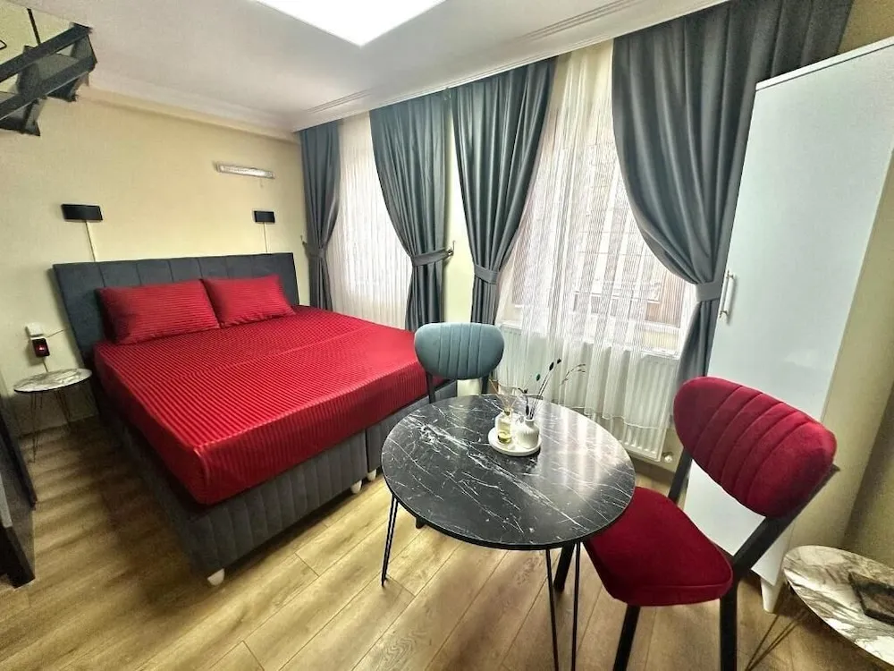 Deluxe Dört Kişilik Oda