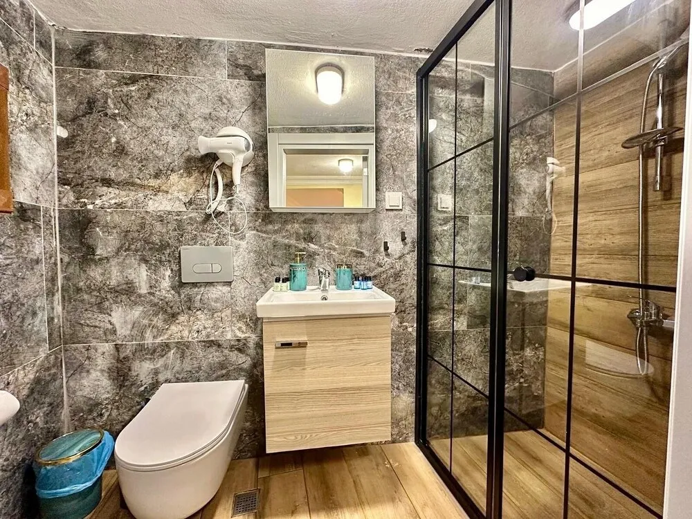 Deluxe Üç Kişilik Oda