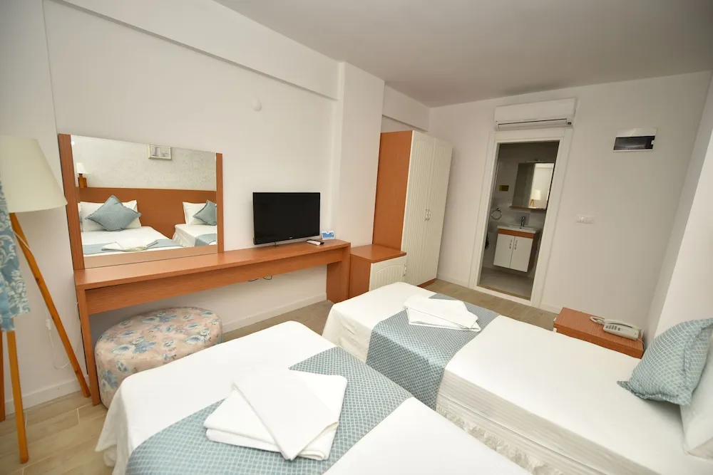 Bodrum Kat İki Ayrı Yataklı Oda, Manzarasız