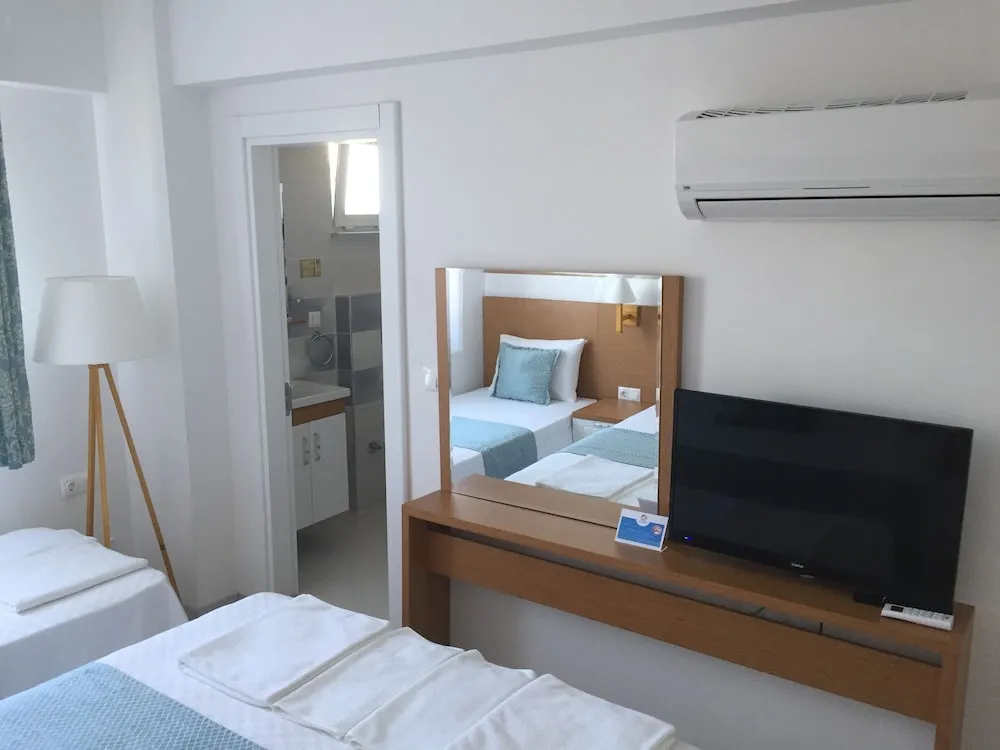 Bodrum Kat İki Ayrı Yataklı Oda, Manzarasız