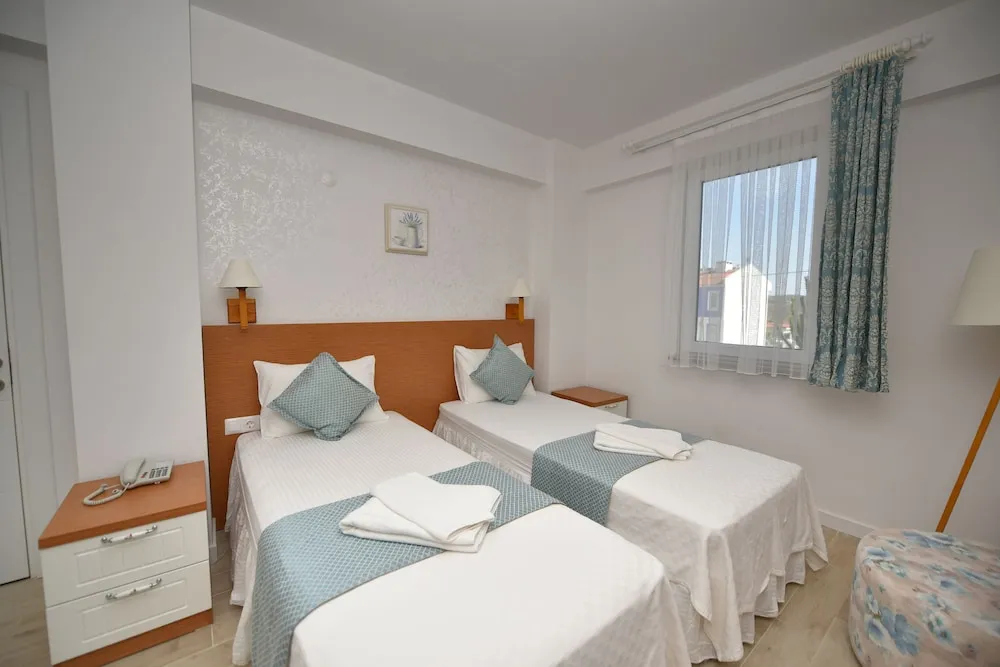 Standart İki Ayrı Yataklı Oda