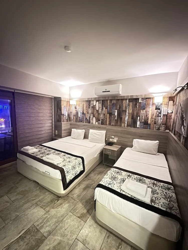 Deluxe Stüdyo, Balkon
